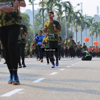 Runner Photo 7016182