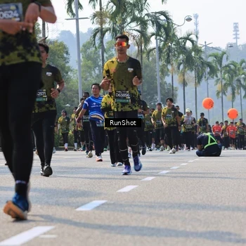 Runner Photo 7016184