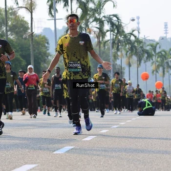 Runner Photo 7016204