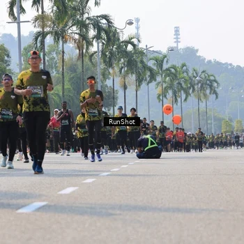 Runner Photo 7016207
