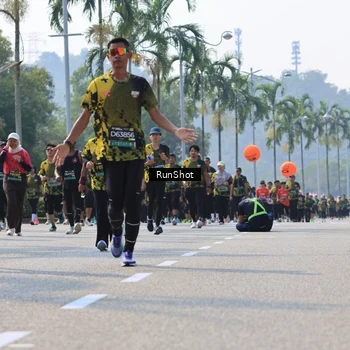 Runner Photo 7016210