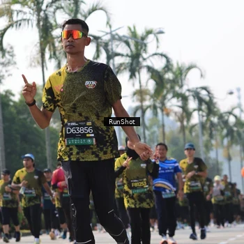 Runner Photo 7016232