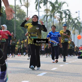 Runner Photo 7016258