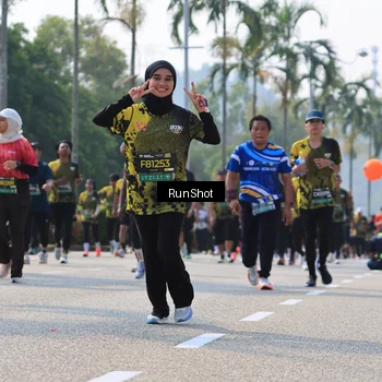 Runner Photo 7016259