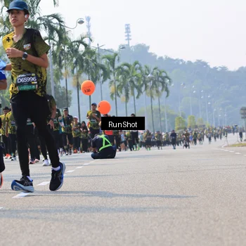 Runner Photo 7016271