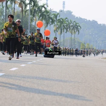 Runner Photo 7016304