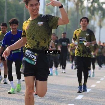 Runner Photo 7016315