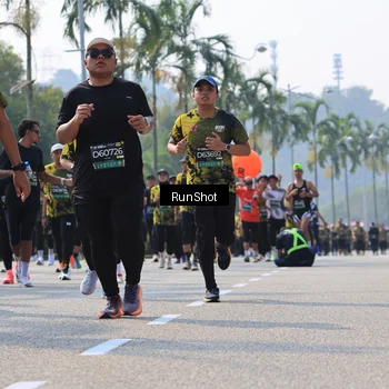 Runner Photo 7016352