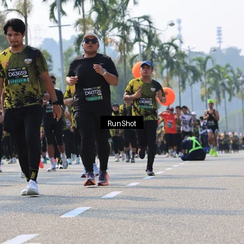 Runner Photo 7016354