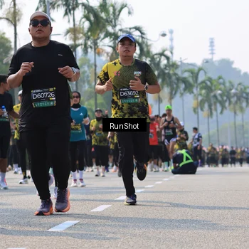 Runner Photo 7016368