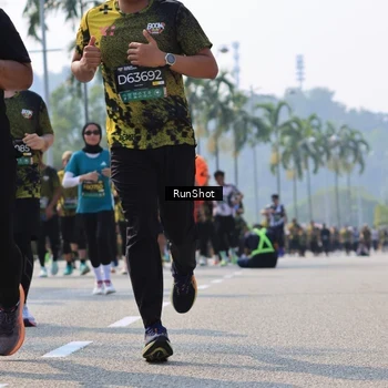 Runner Photo 7016383