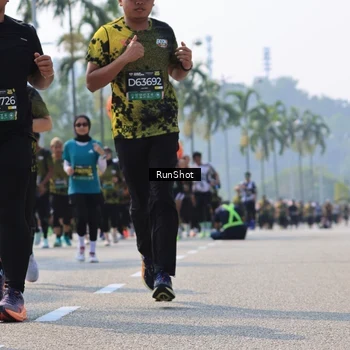 Runner Photo 7016393