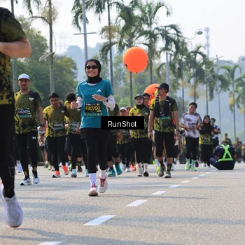 Runner Photo 7016415