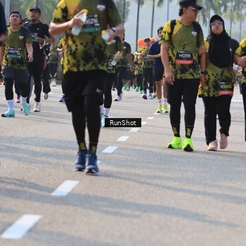 Runner Photo 7016416