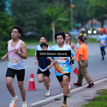 Runner Photo 7016838