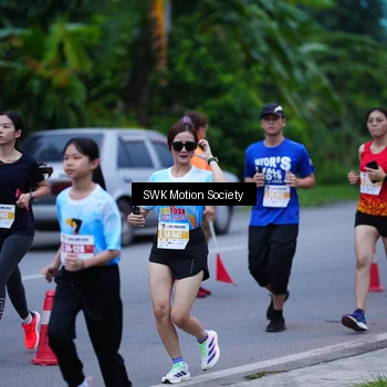 Runner Photo 7016896