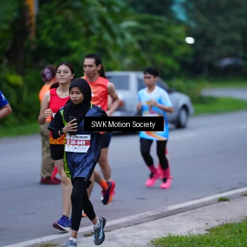 Runner Photo 7016898