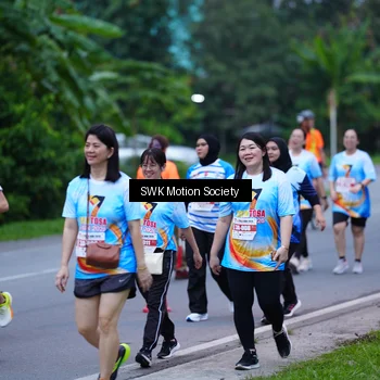 Runner Photo 7017004