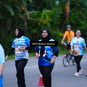 Runner Photo 7017008