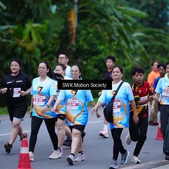 Runner Photo 7017013