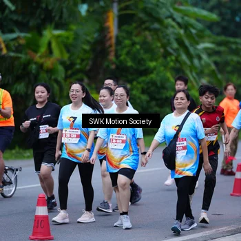 Runner Photo 7017014