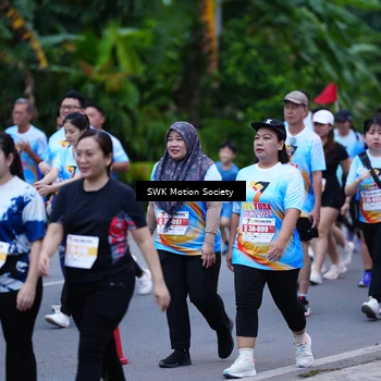 Runner Photo 7017033