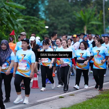 Runner Photo 7017034