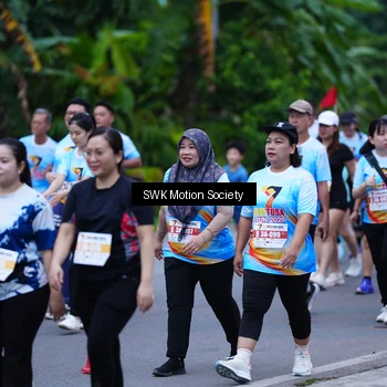 Runner Photo 7017035