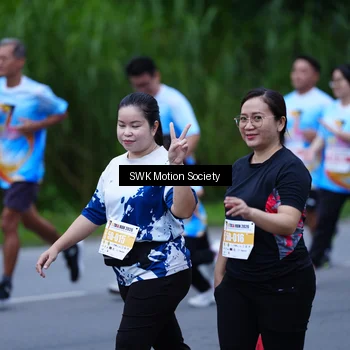 Runner Photo 7017037