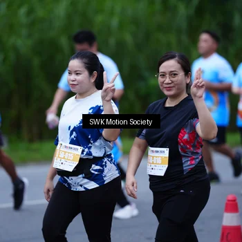 Runner Photo 7017038
