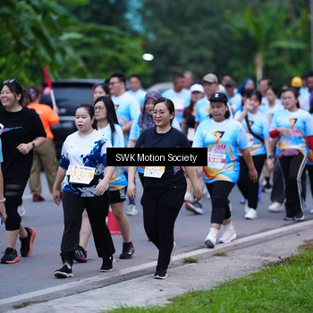 Runner Photo 7017039