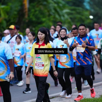 Runner Photo 7017044
