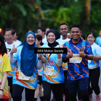 Runner Photo 7017055