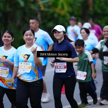 Runner Photo 7017058