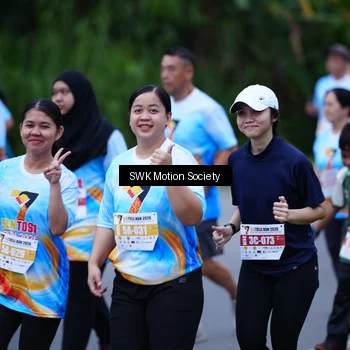 Runner Photo 7017059