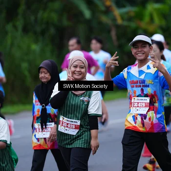 Runner Photo 7017066