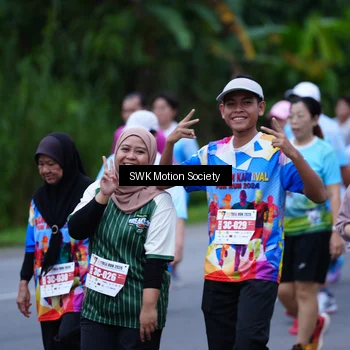 Runner Photo 7017067