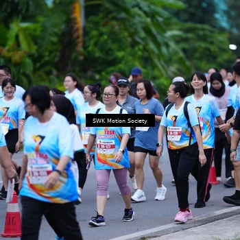 Runner Photo 7017072