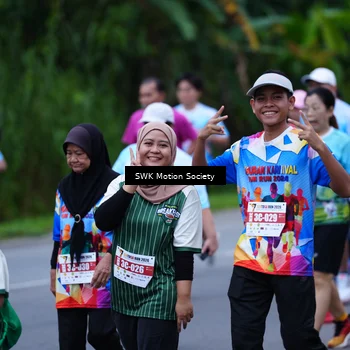 Runner Photo 7017075