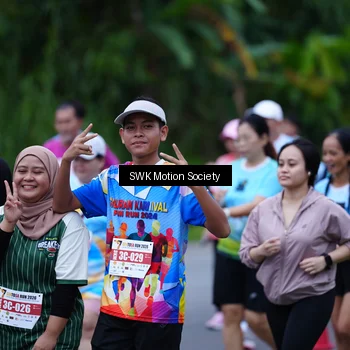 Runner Photo 7017078