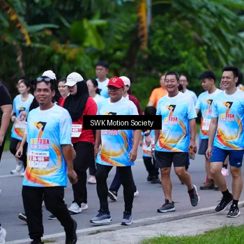 Runner Photo 7017099