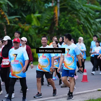 Runner Photo 7017105