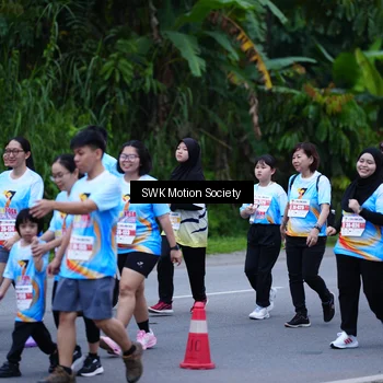 Runner Photo 7017113
