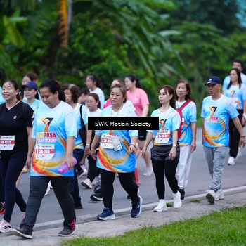 Runner Photo 7017143