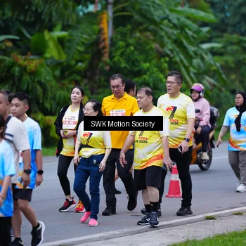 Runner Photo 7017195