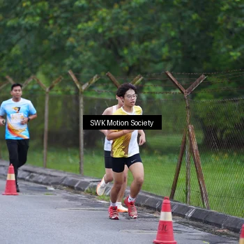 Runner Photo 7017243