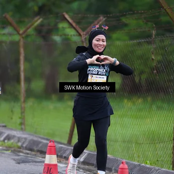 Runner Photo 7017343