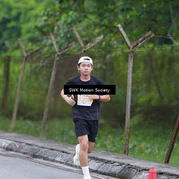 Runner Photo 7017366