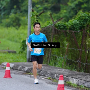 Runner Photo 7017400