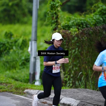 Runner Photo 7017674